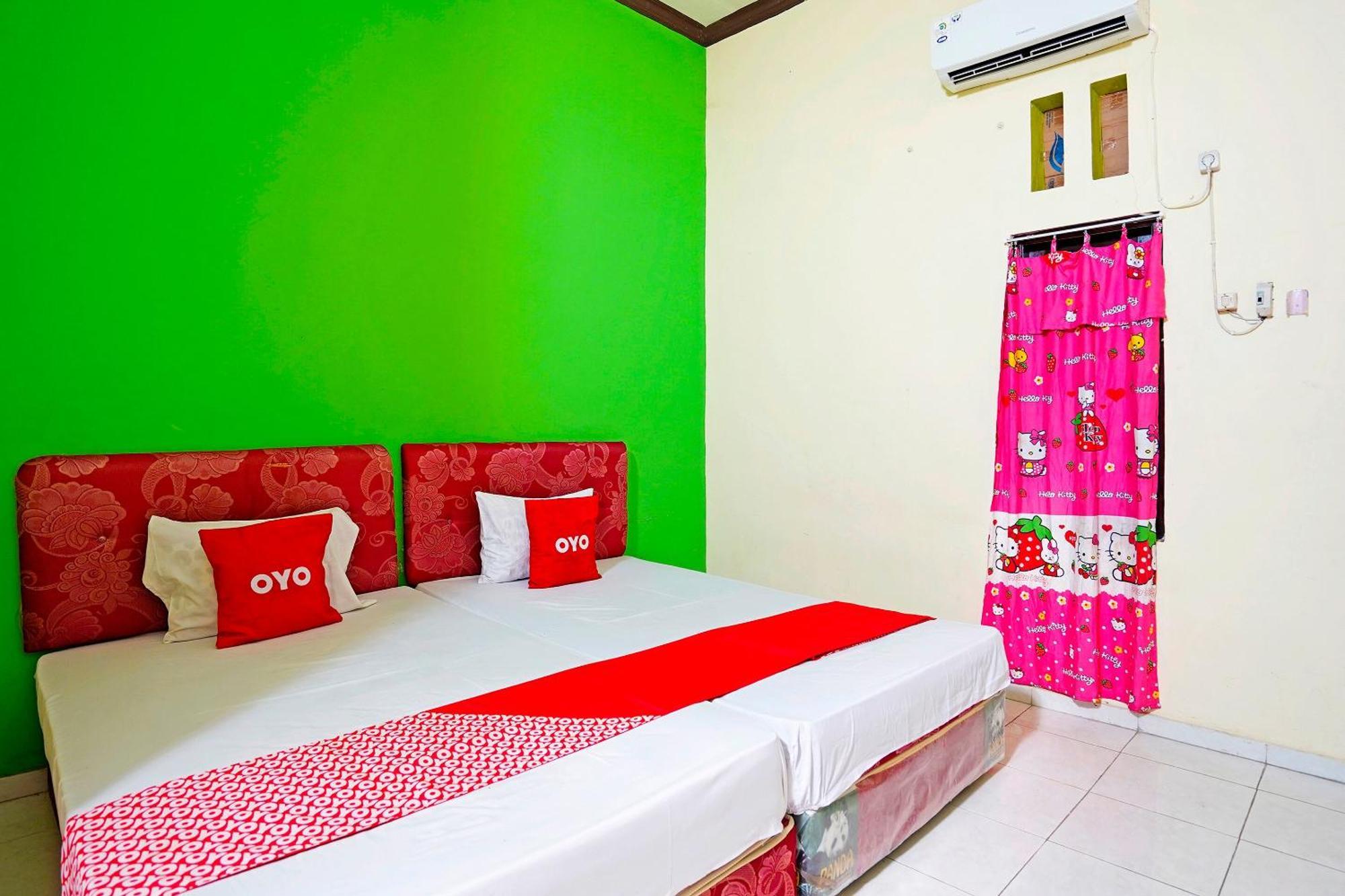 Oyo 91583 D'Cost Green Syariah Hotel Surabaya Exterior photo